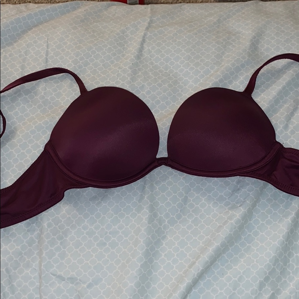 Pink VS bra